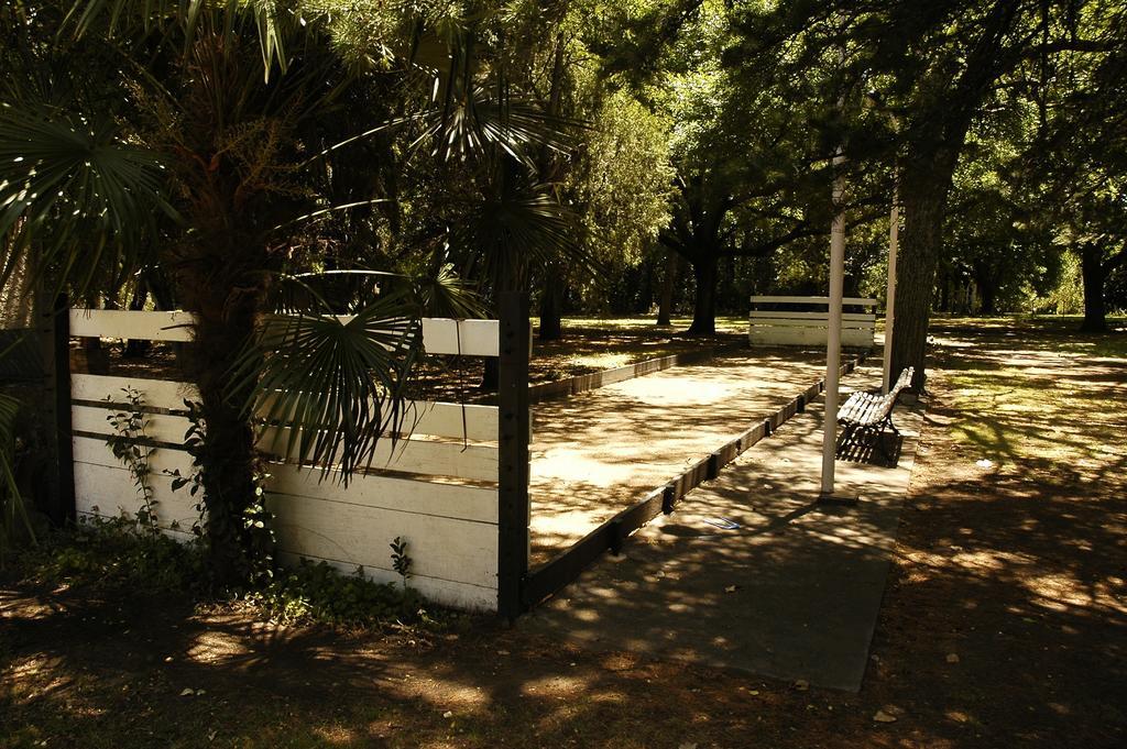 Estancia Loma Pampa Hotel Azul Buitenkant foto
